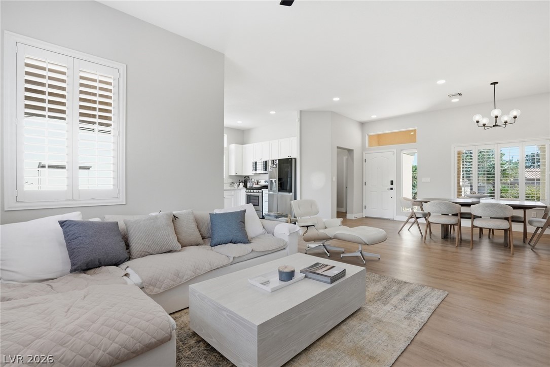 10508 Mission Lakes Avenue