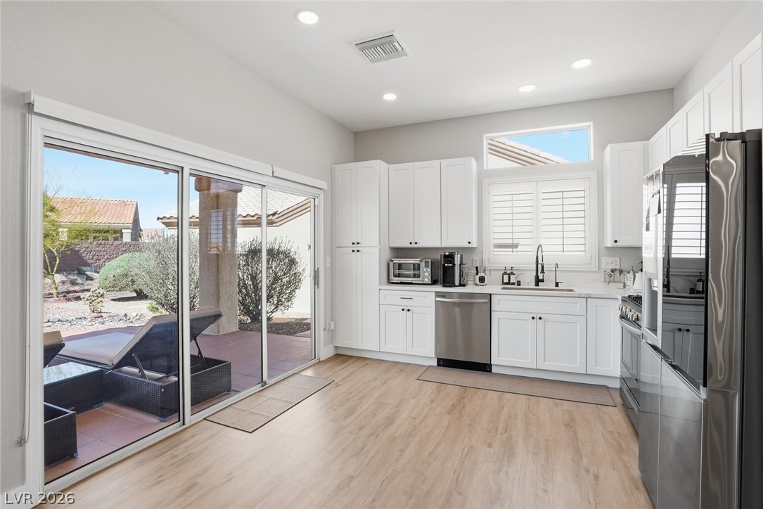 10508 Mission Lakes Avenue