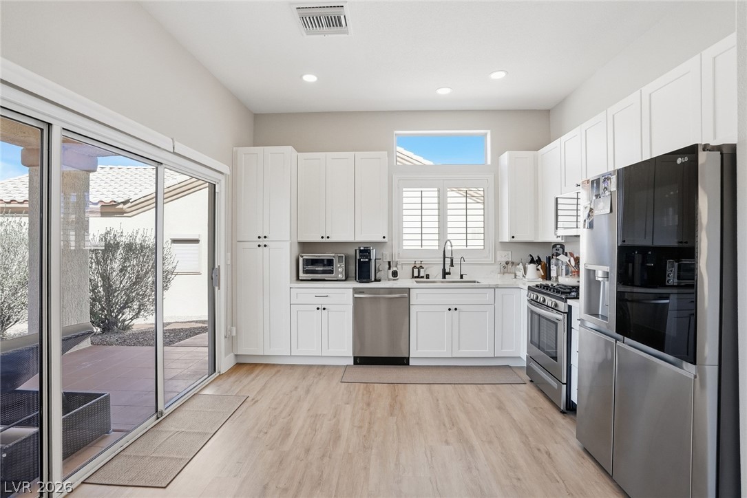 10508 Mission Lakes Avenue