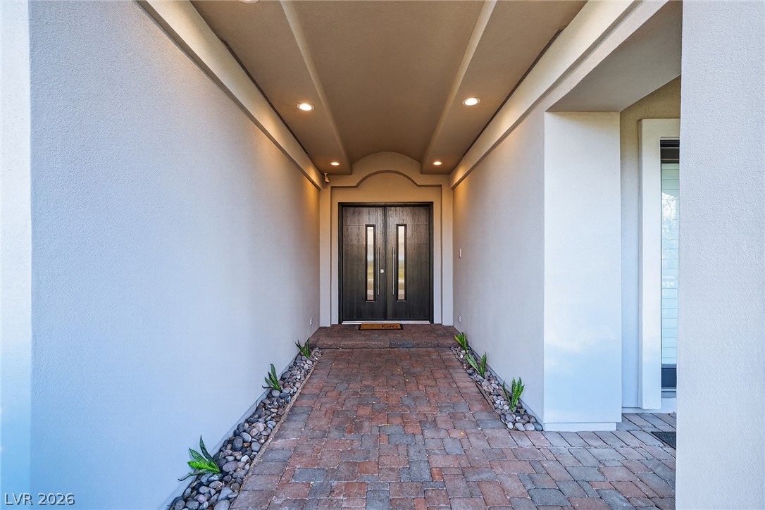 2279 Candlestick Avenue