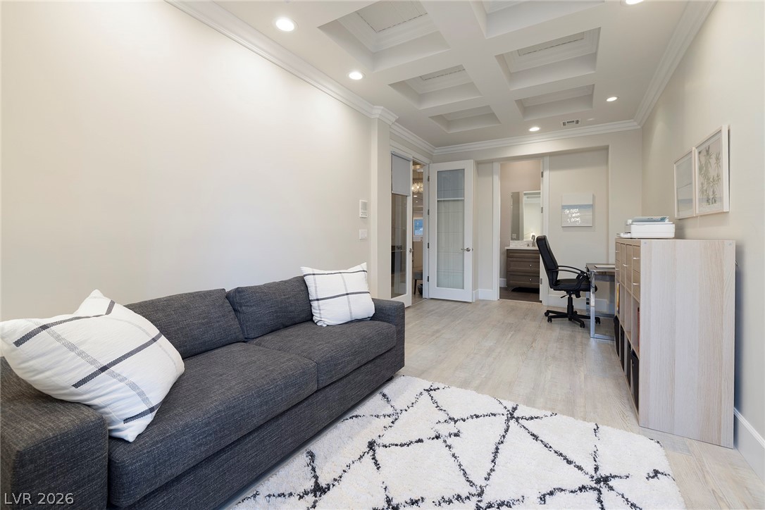 2279 Candlestick Avenue