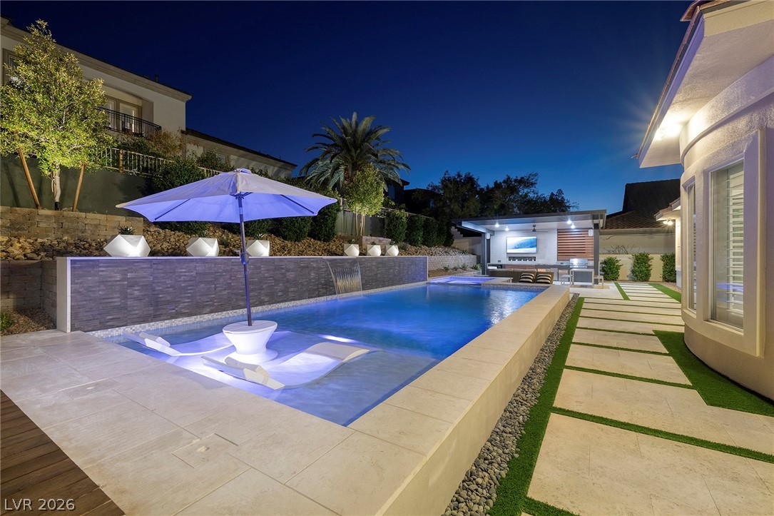 2279 Candlestick Avenue