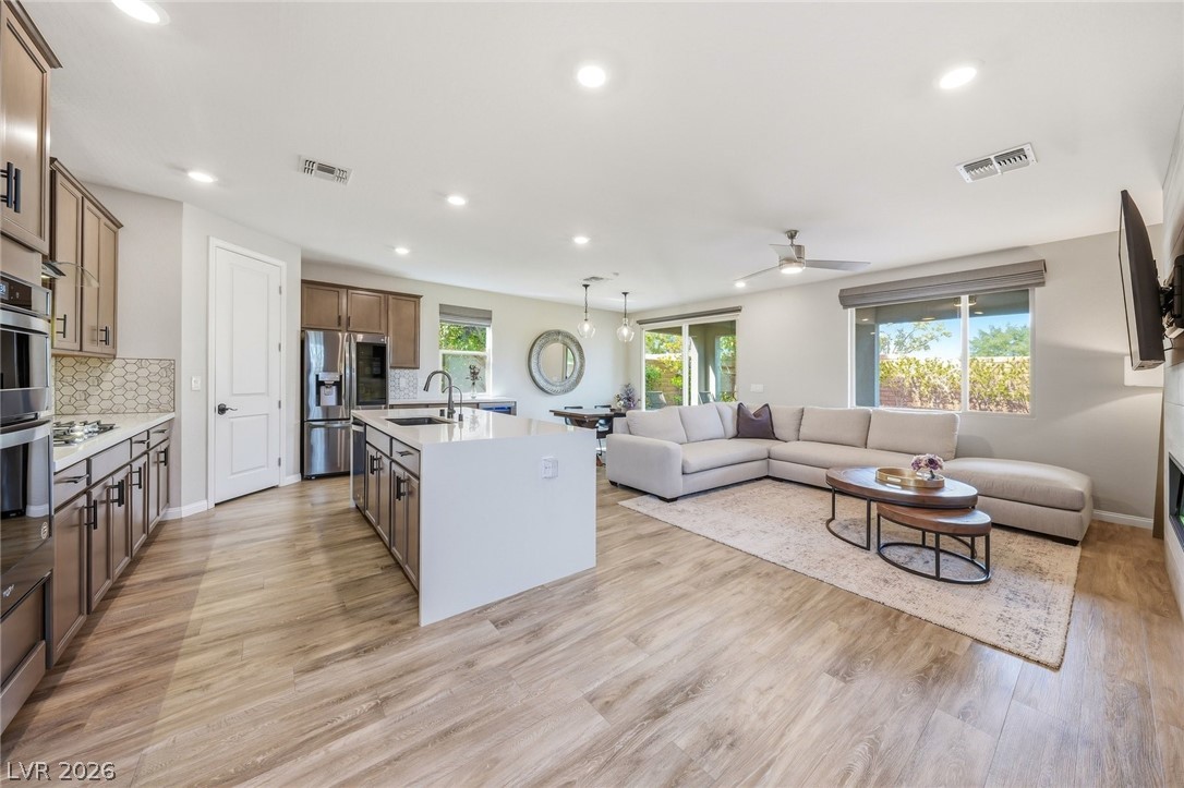 10630 Glowing Dawn Avenue