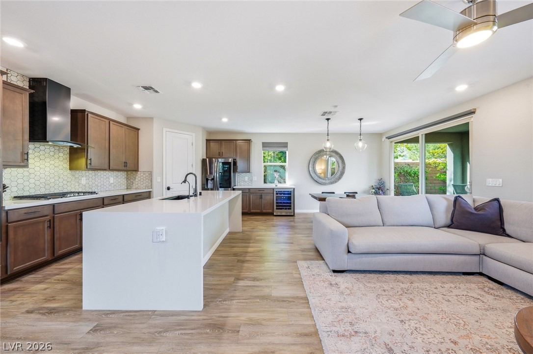 10630 Glowing Dawn Avenue