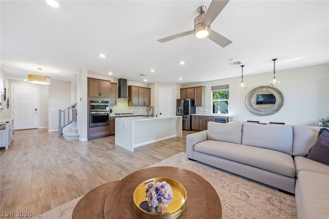 10630 Glowing Dawn Avenue