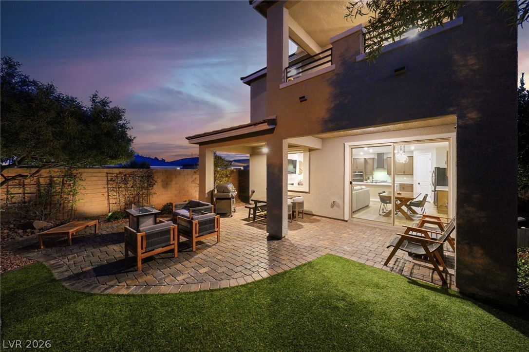 10630 Glowing Dawn Avenue