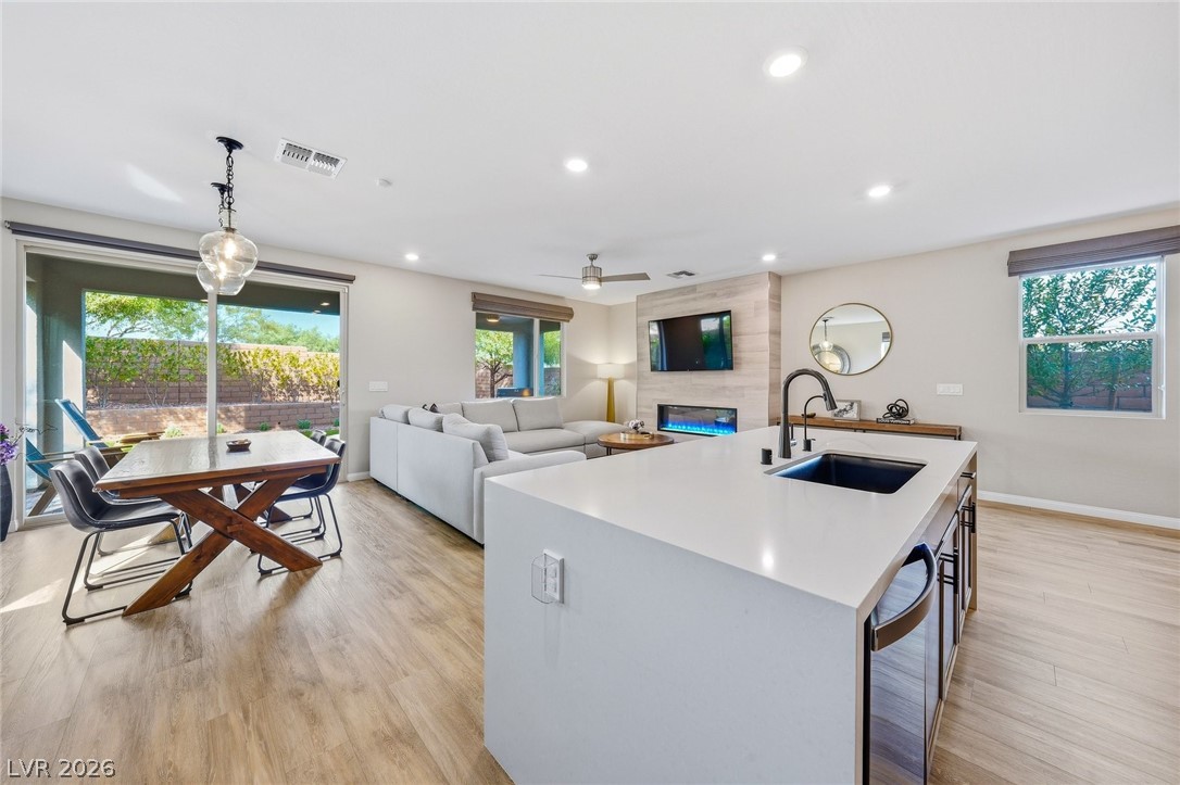 10630 Glowing Dawn Avenue