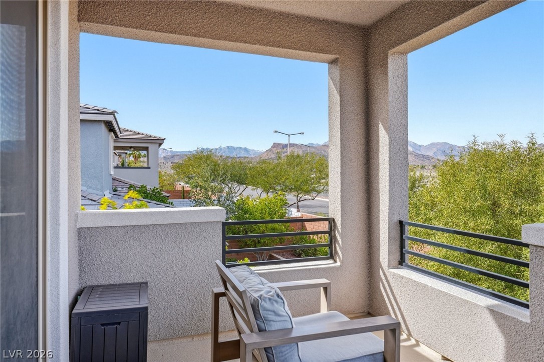 10630 Glowing Dawn Avenue