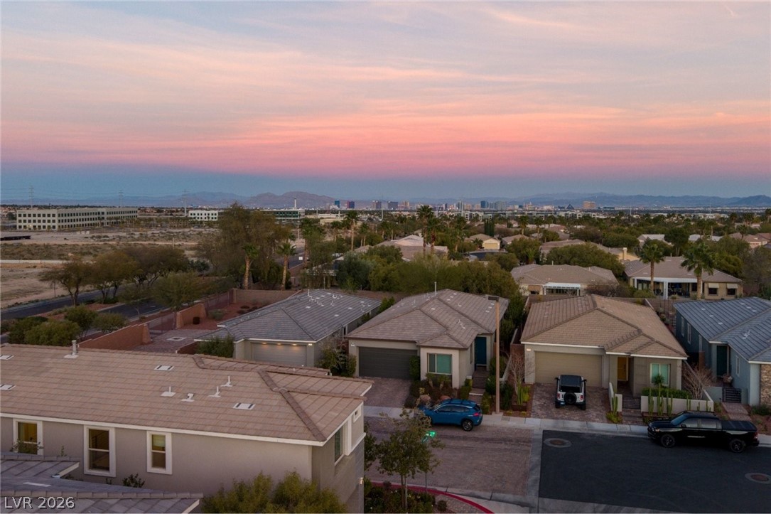 10630 Glowing Dawn Avenue