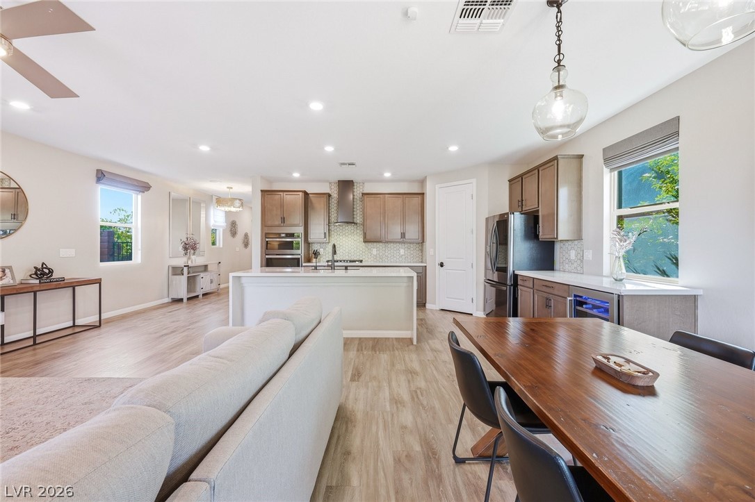 10630 Glowing Dawn Avenue