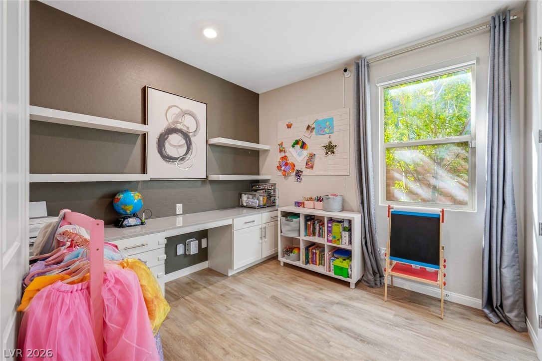 10630 Glowing Dawn Avenue