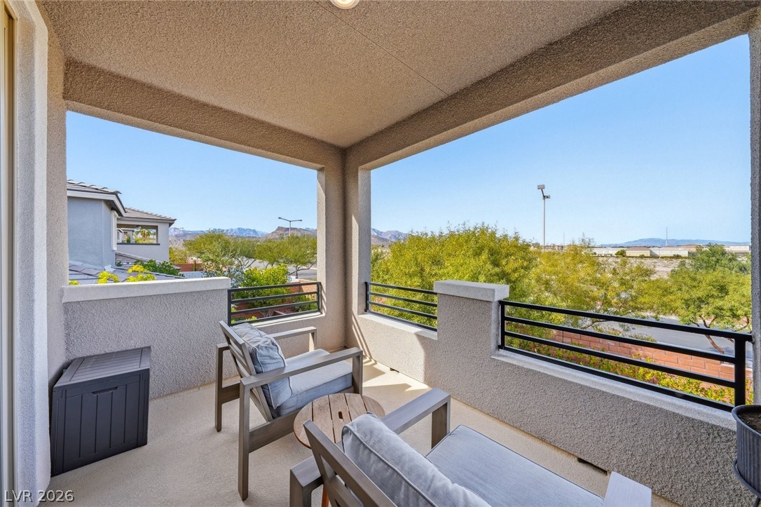 10630 Glowing Dawn Avenue