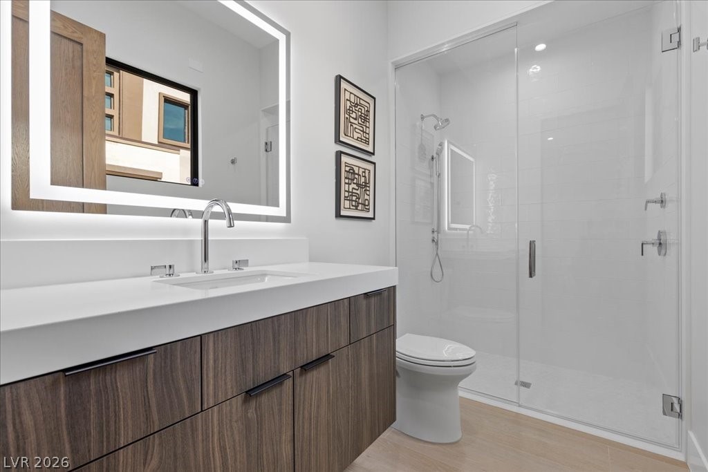 42 Ravenswood Avenue