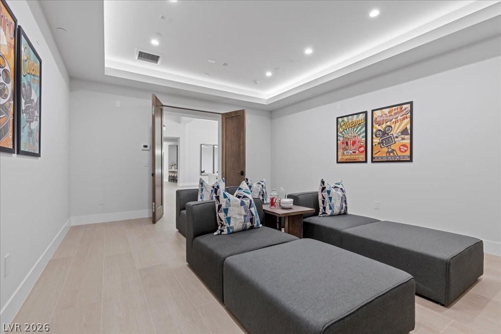 42 Ravenswood Avenue