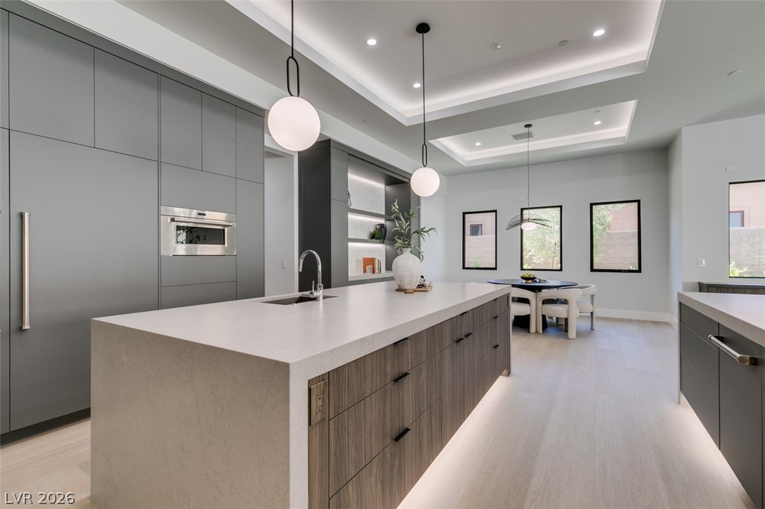 42 Ravenswood Avenue