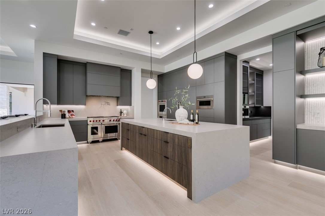 42 Ravenswood Avenue