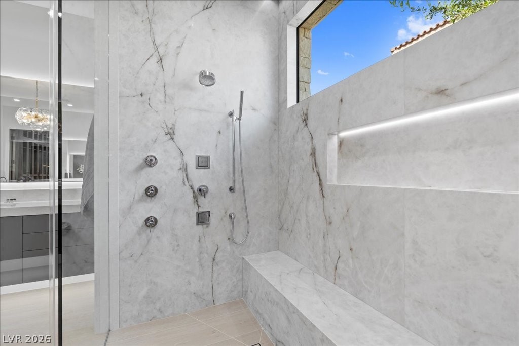 42 Ravenswood Avenue