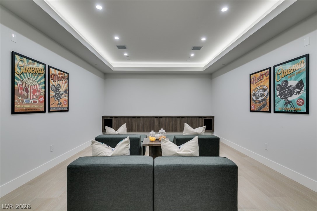 42 Ravenswood Avenue