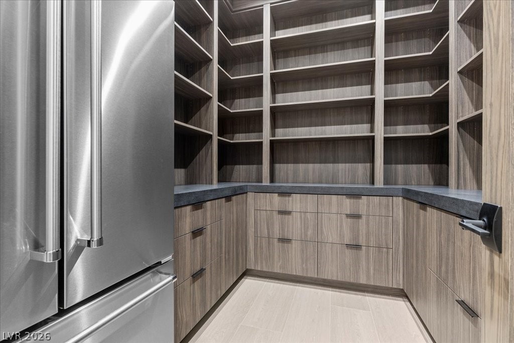 42 Ravenswood Avenue