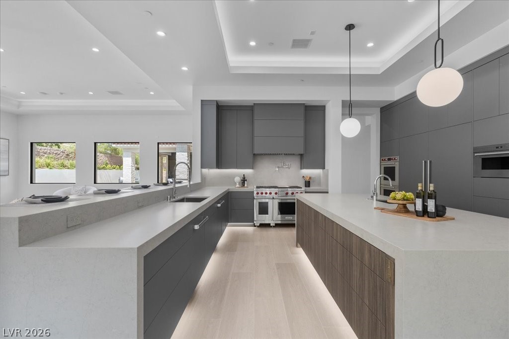 42 Ravenswood Avenue