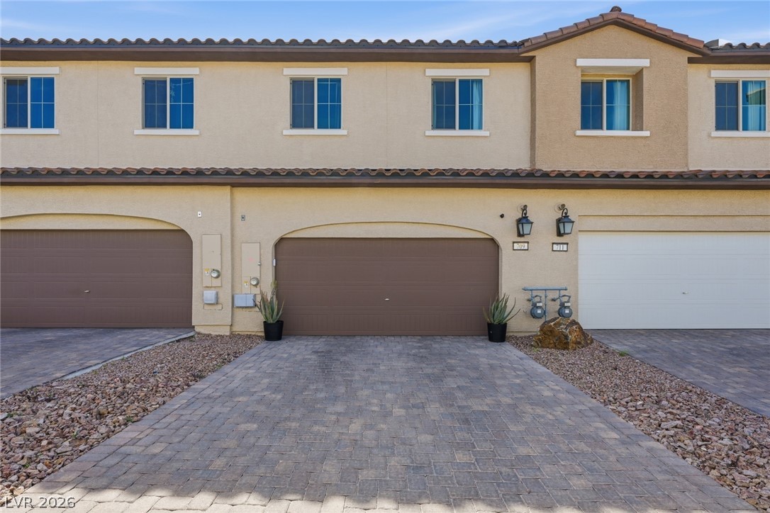 709 Pickled Pepper Place