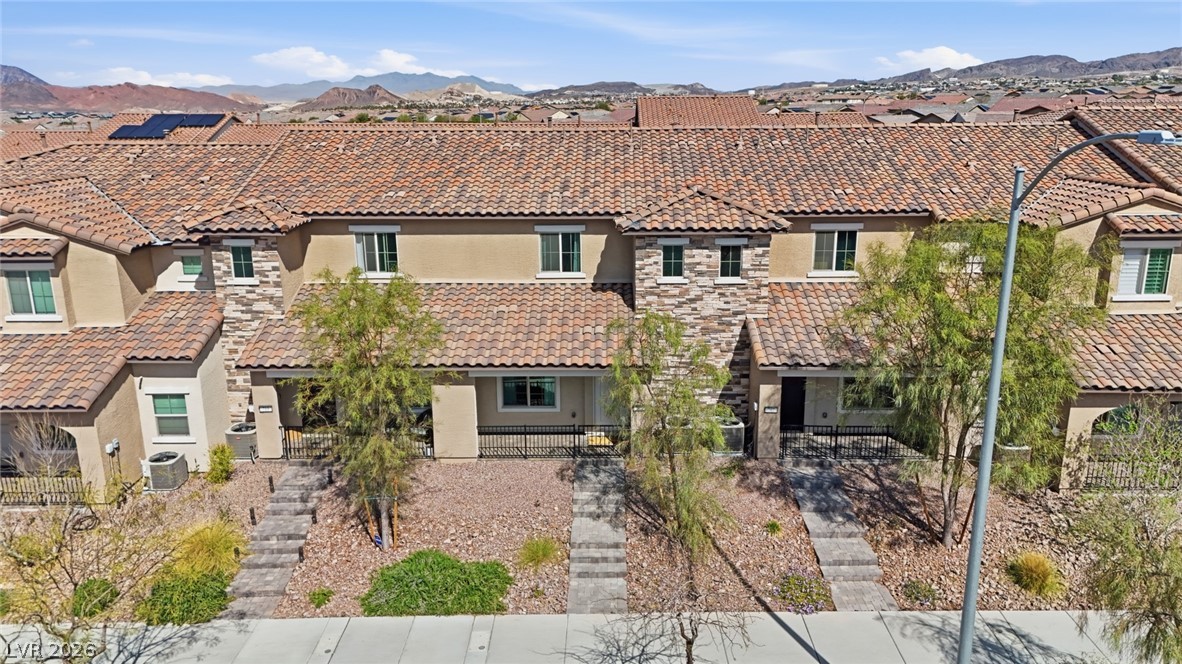 709 Pickled Pepper Place