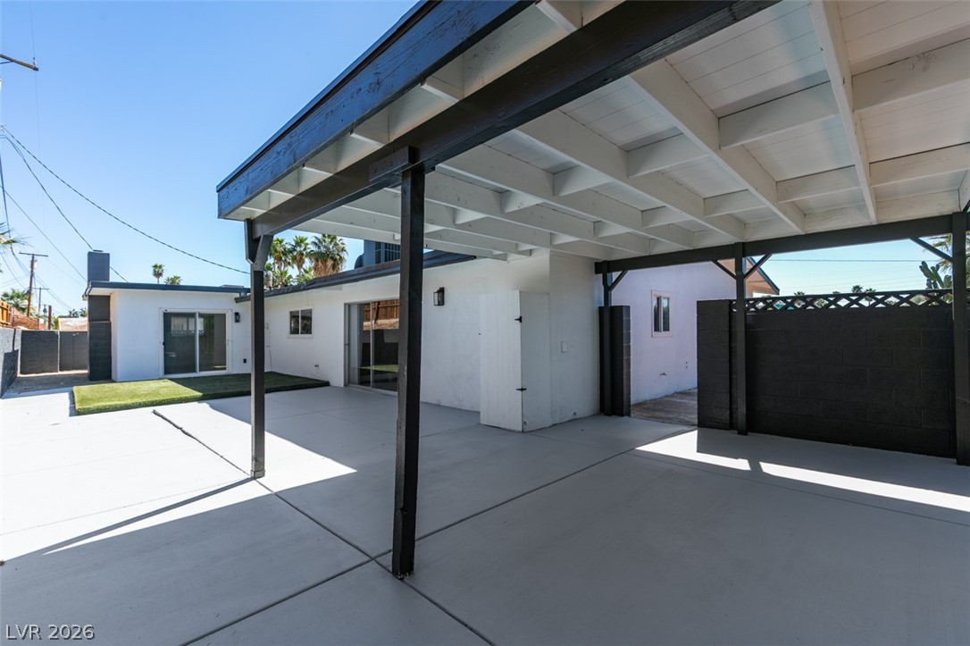 1590 Raindance Way