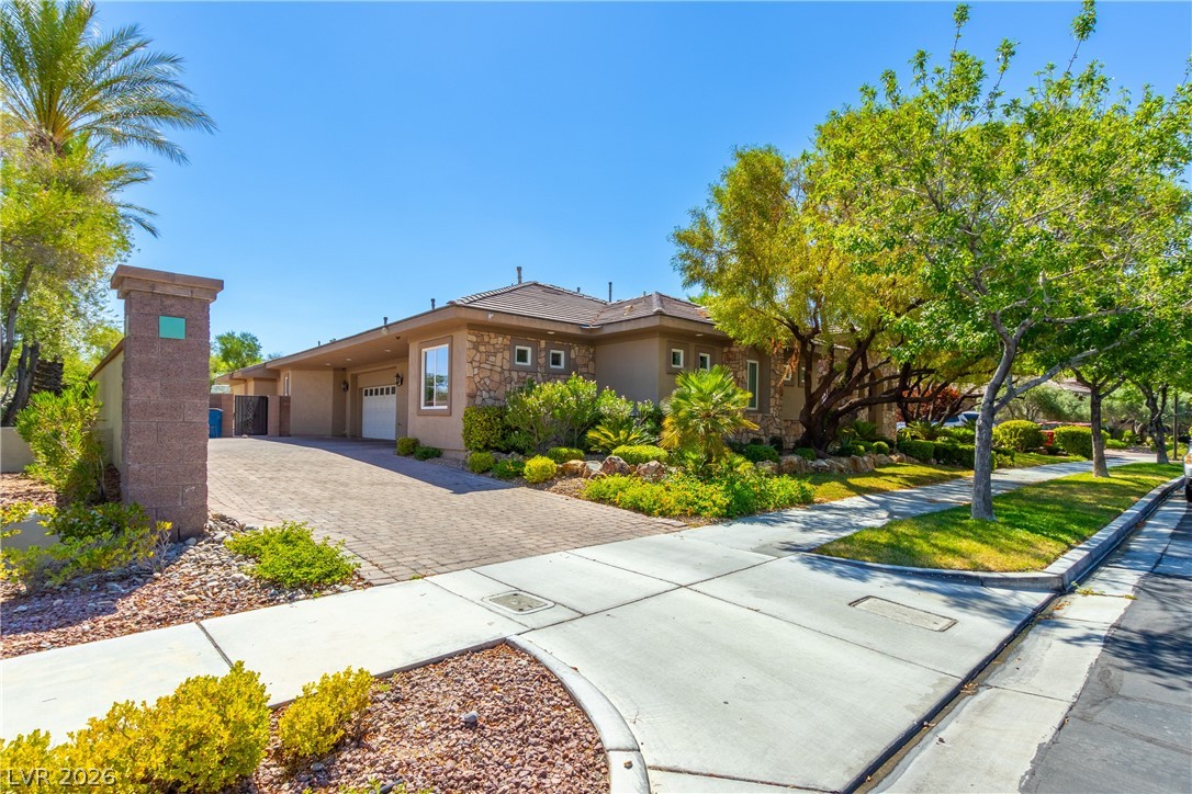 2960 American River Lane