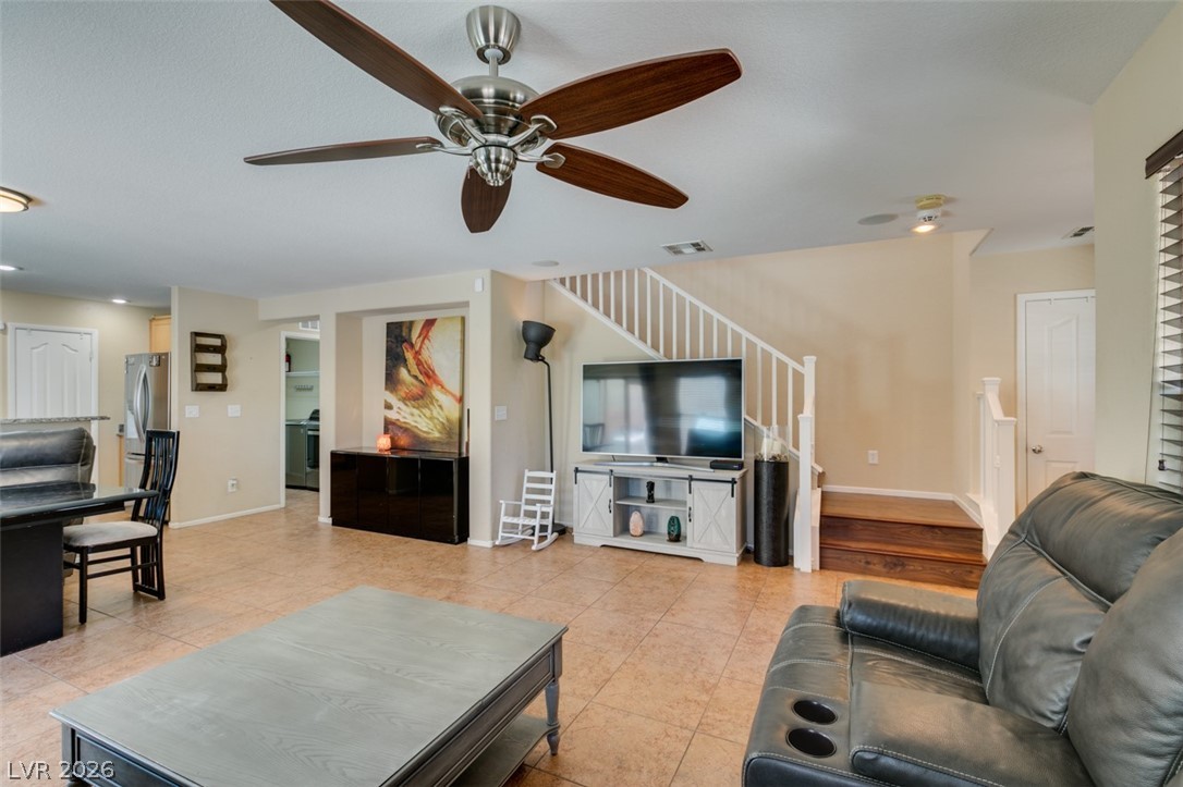 10808 Azure Ocean Avenue