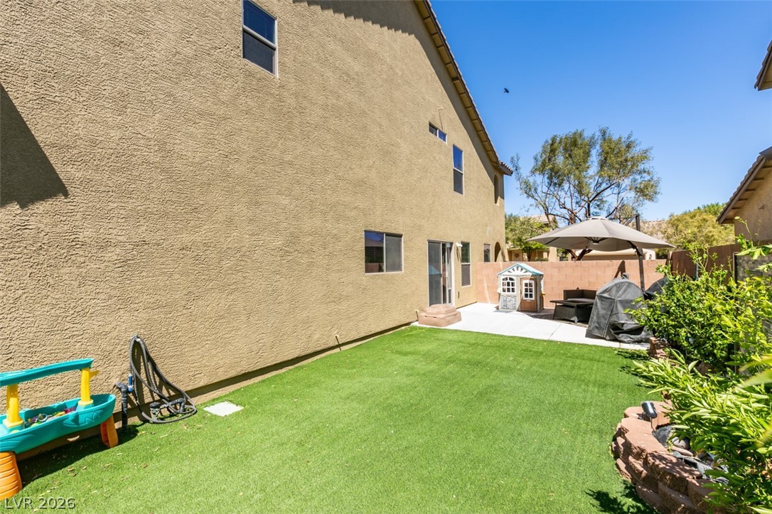 10808 Azure Ocean Avenue