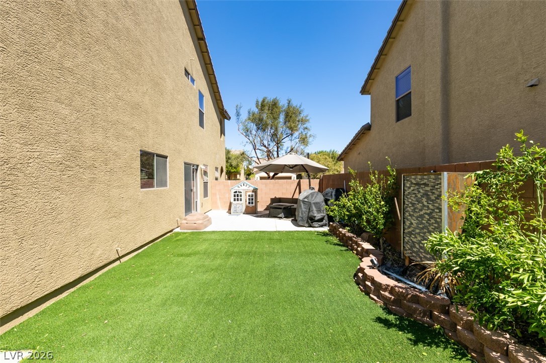 10808 Azure Ocean Avenue