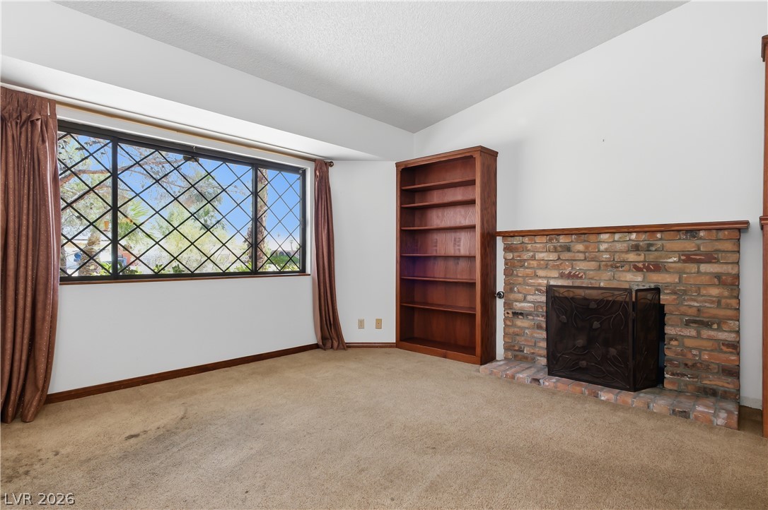 5759 Hedgehaven Court