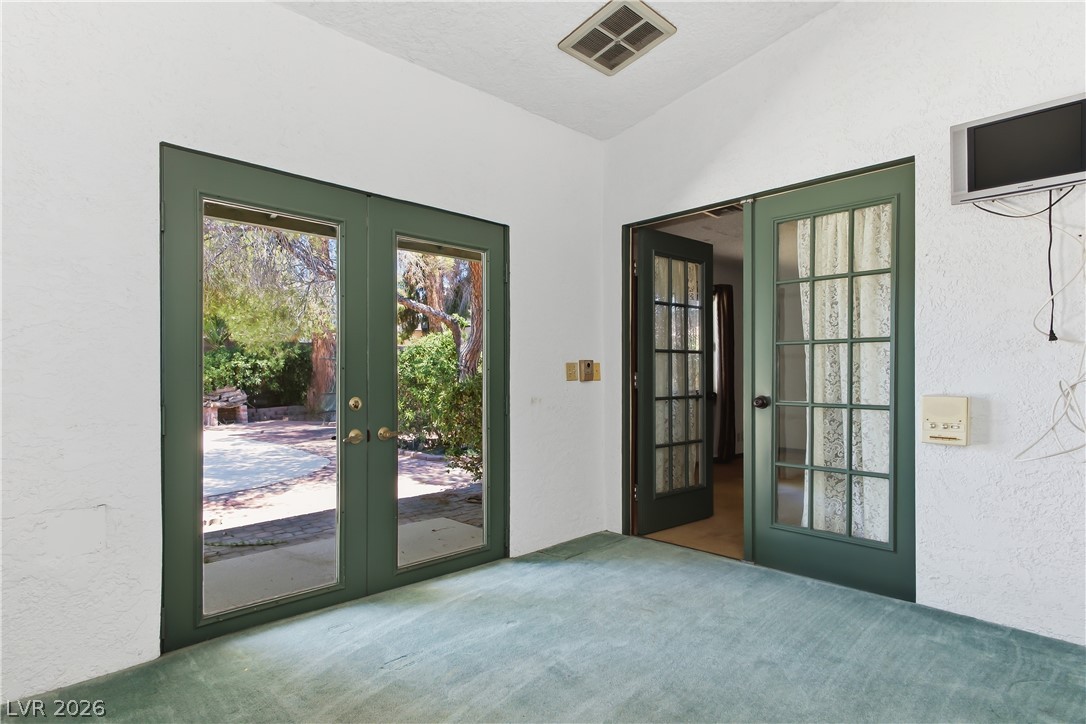 5759 Hedgehaven Court