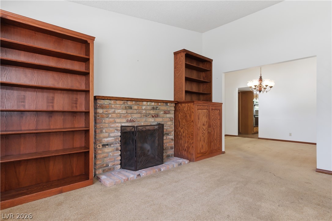 5759 Hedgehaven Court