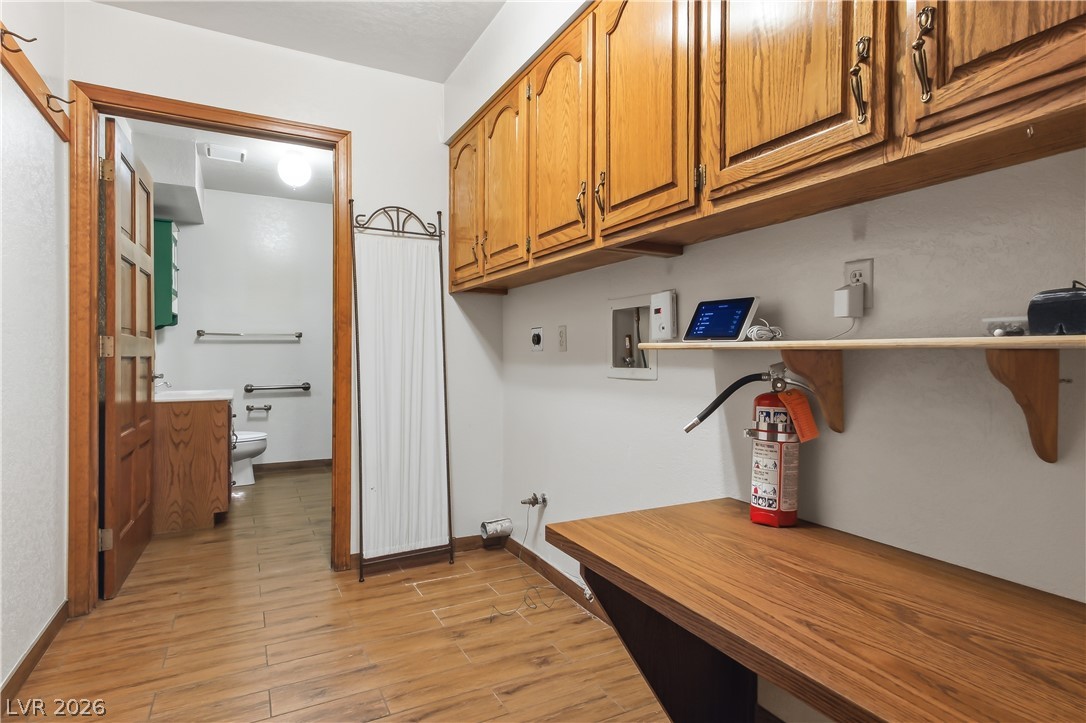 5759 Hedgehaven Court