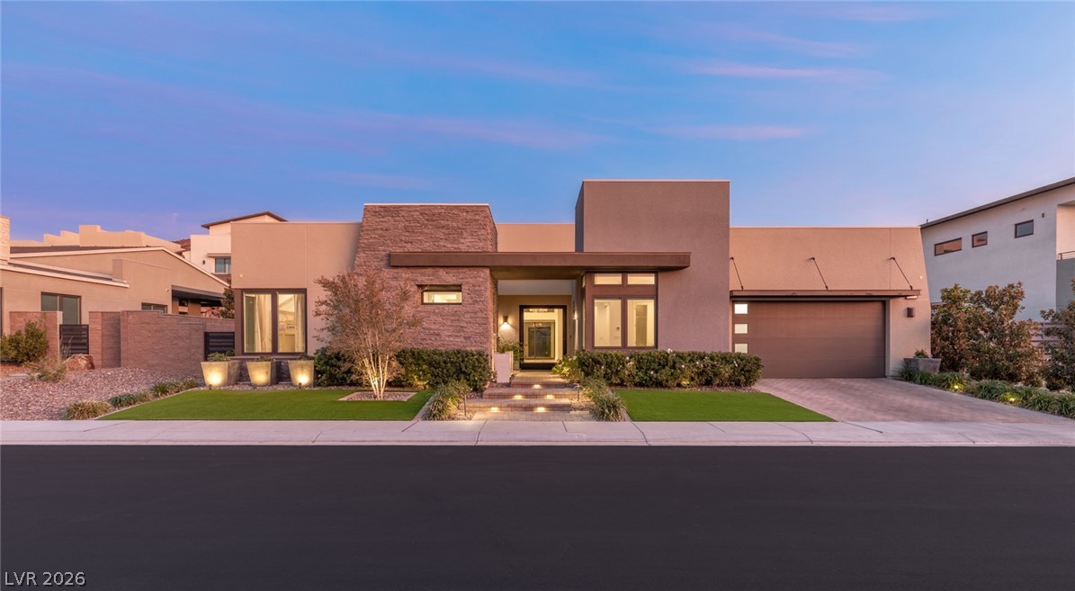 2195 Overlook Canyon Lane