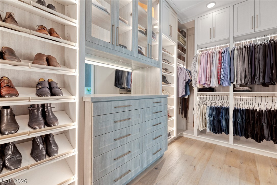 2195 Overlook Canyon Lane