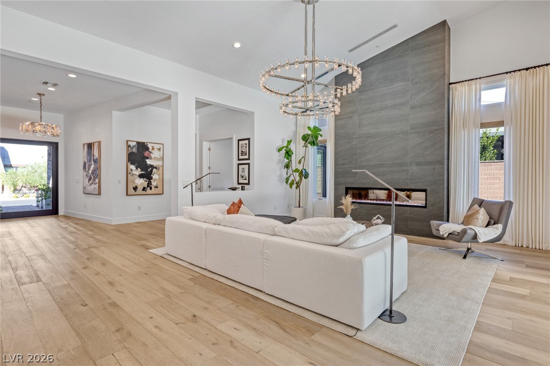 2195 Overlook Canyon Lane