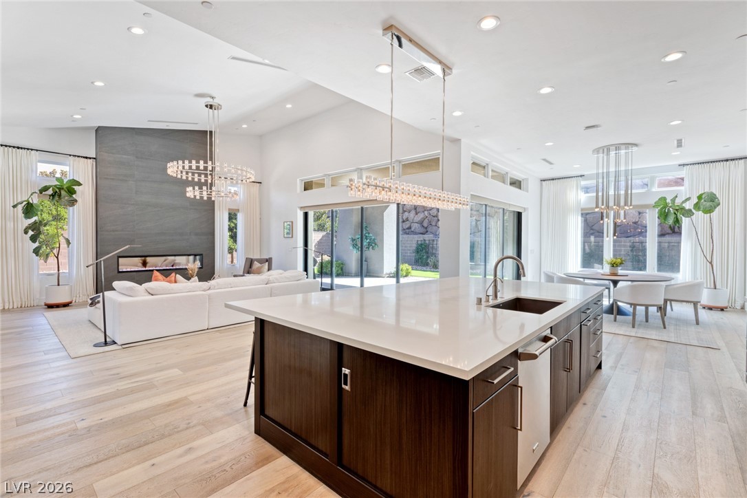 2195 Overlook Canyon Lane