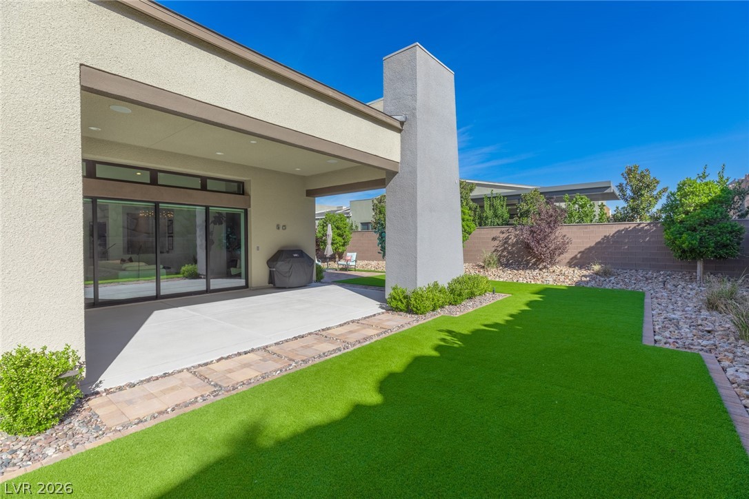 2195 Overlook Canyon Lane