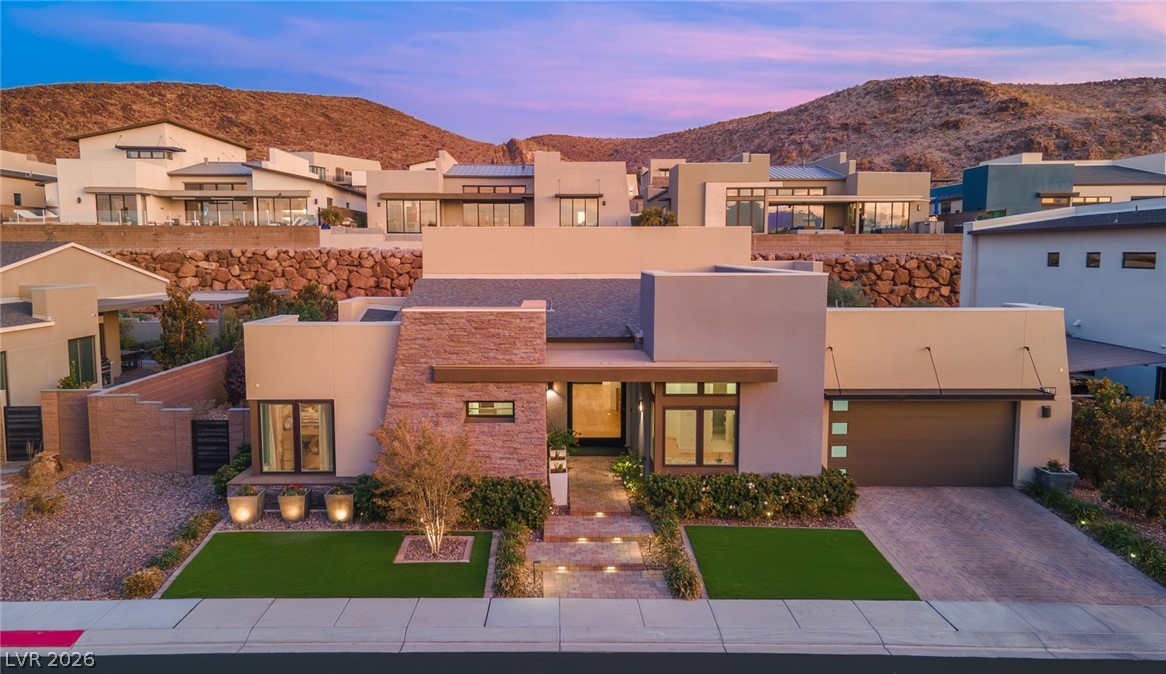 2195 Overlook Canyon Lane