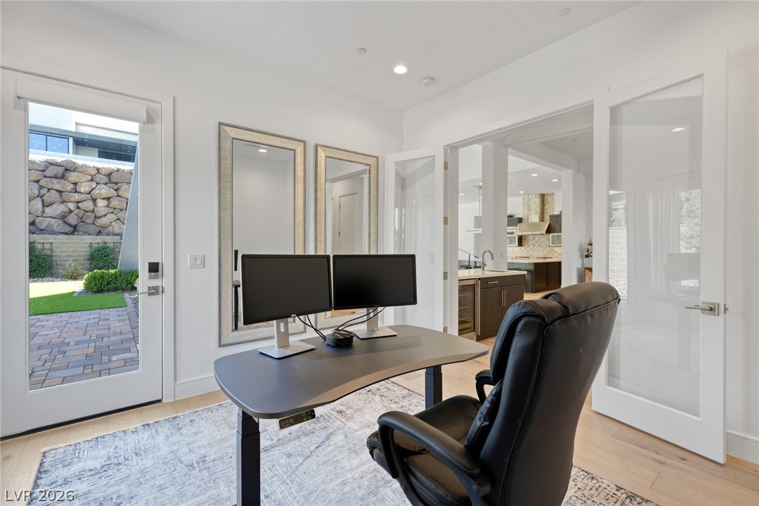 2195 Overlook Canyon Lane