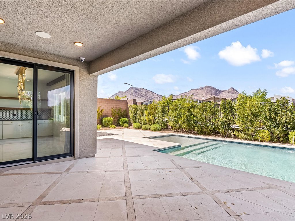 12070 Granite Canyon Street