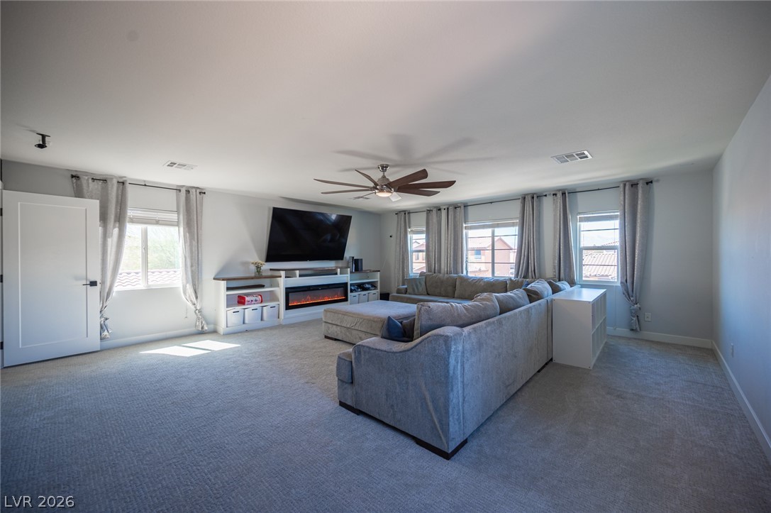 5432 Pride Mountain Street