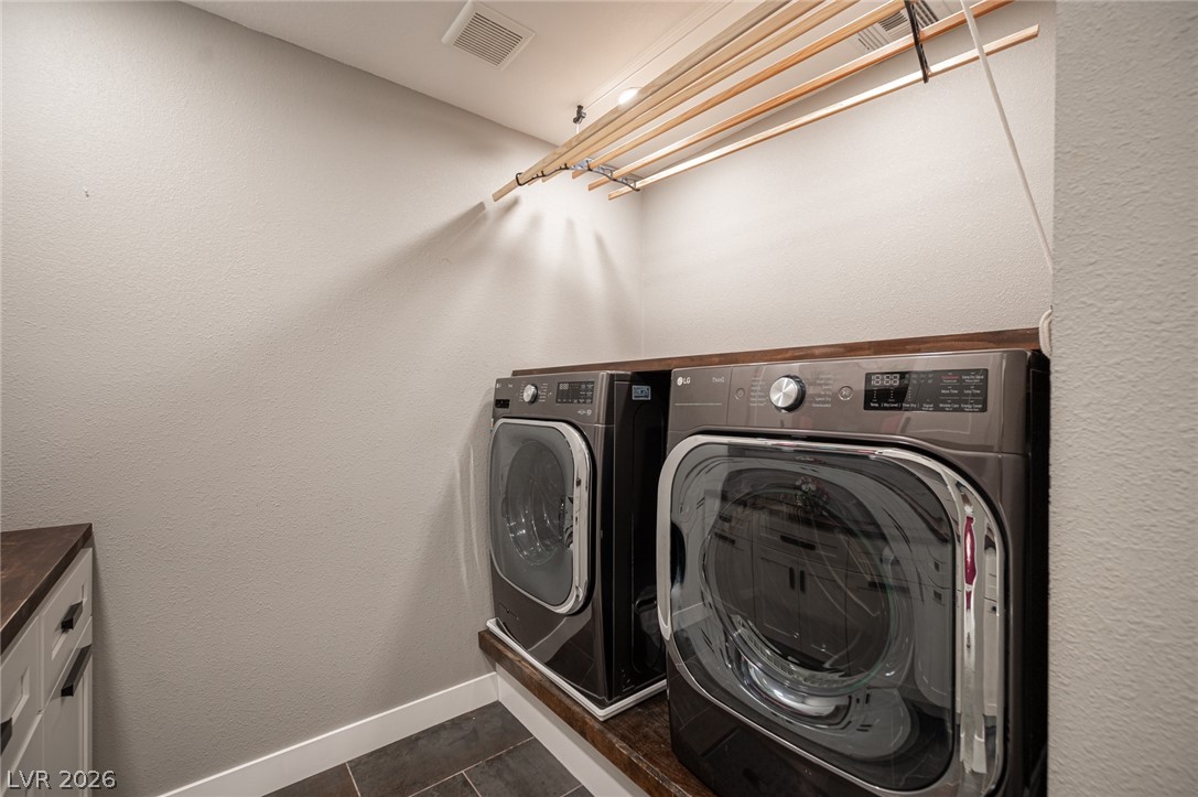 5432 Pride Mountain Street