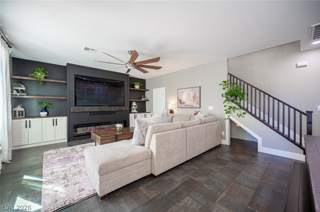 5432 Pride Mountain Street