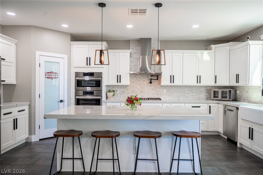 5432 Pride Mountain Street