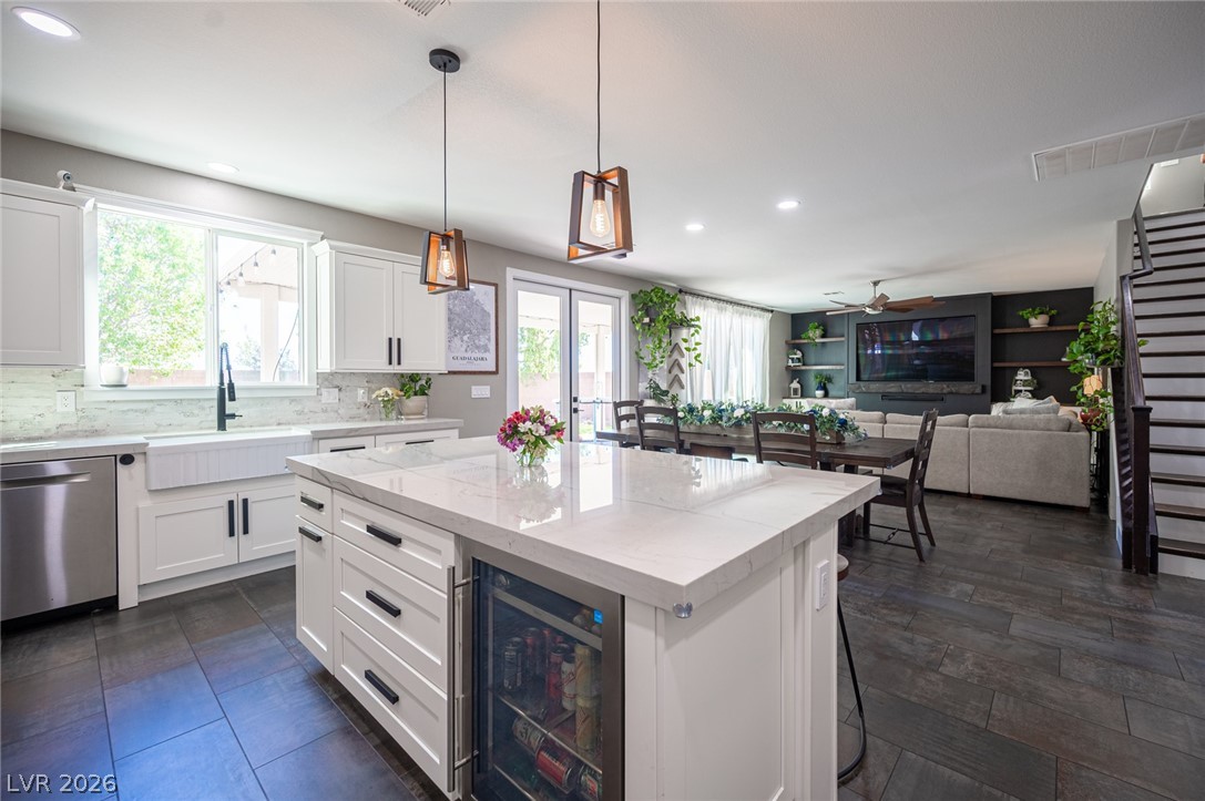 5432 Pride Mountain Street