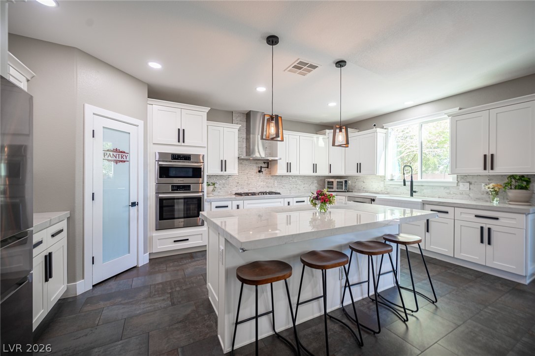 5432 Pride Mountain Street