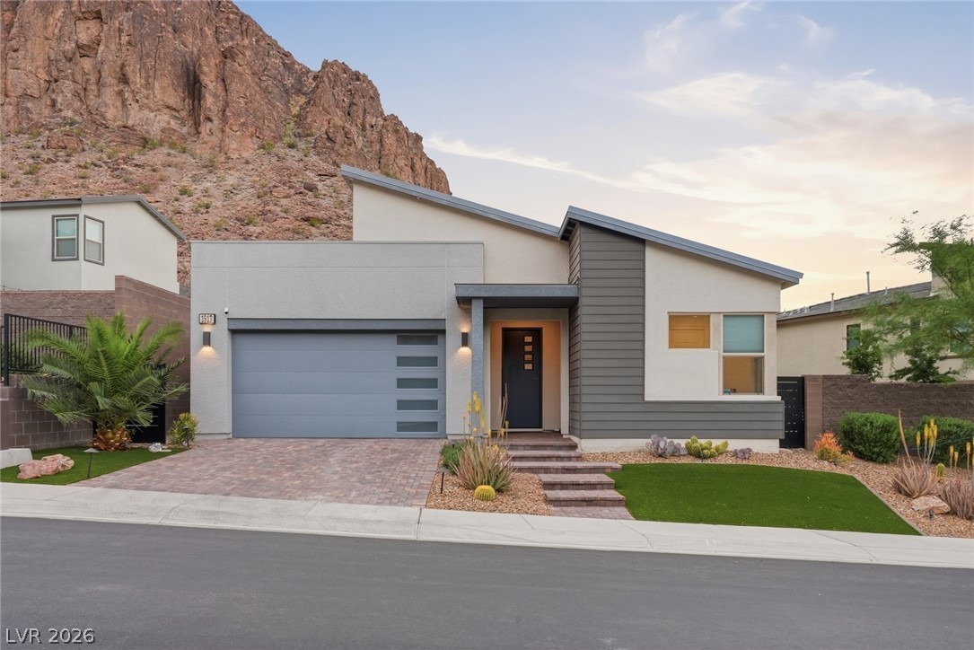 1917 Regal Bluff Drive